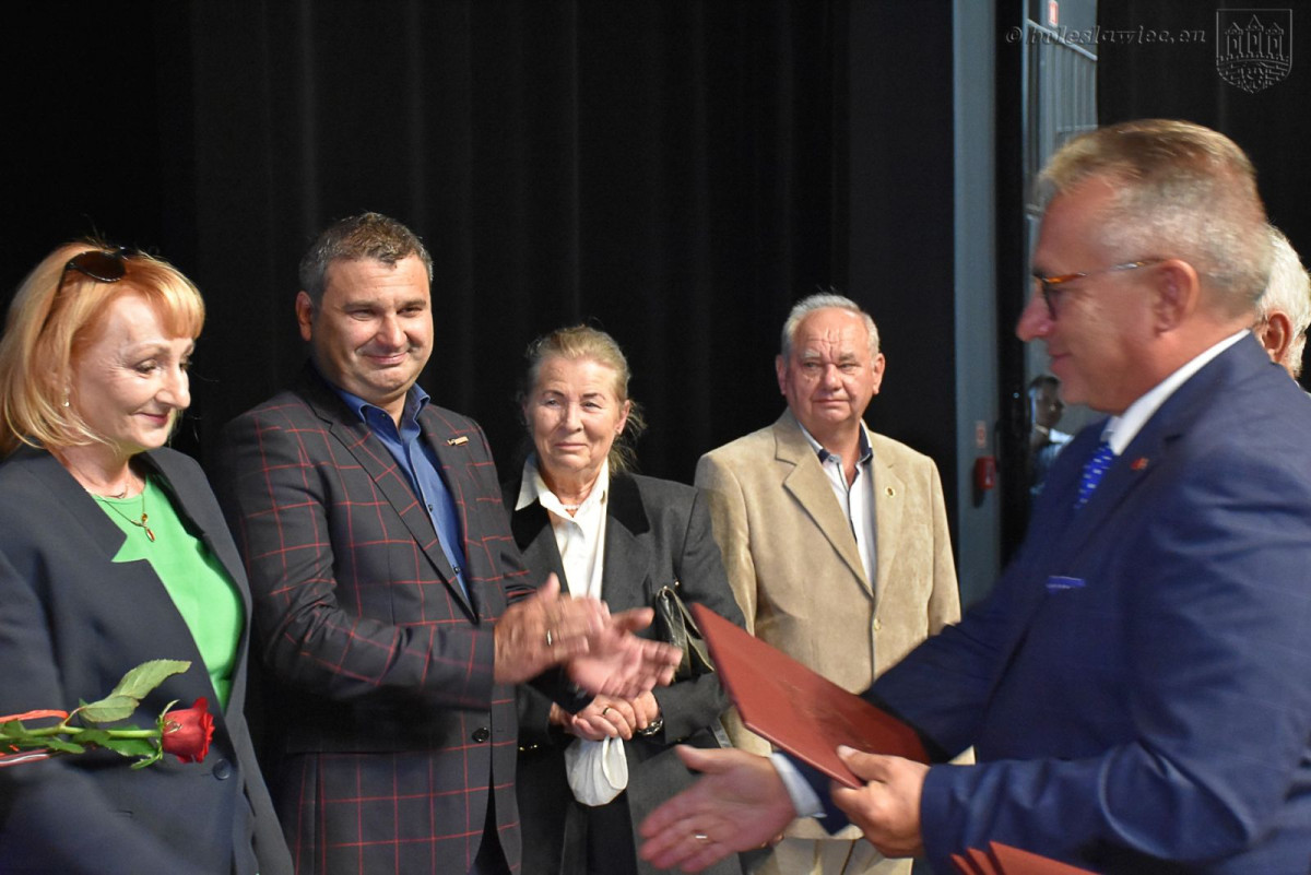 Uhonorowano bolesławieckich medyków, patriotów i zasłużonych dla naszego miasta