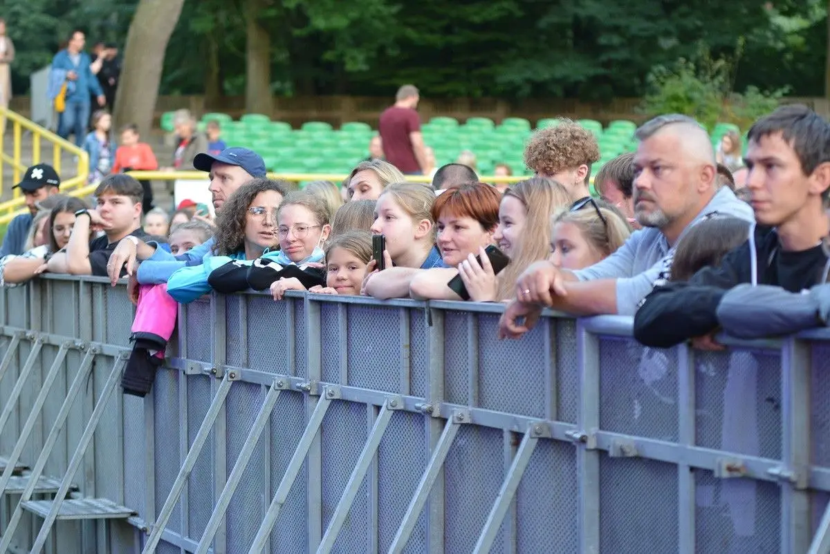 Roksana Węgiel i Kwiat Jabłoni na Bolesławieckim Święcie Ceramiki
