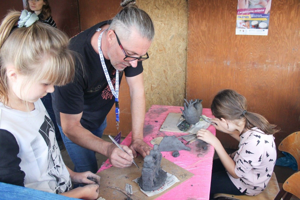 projekt „Ceramiczne miasto – polsko niemieckie warsztaty sztuk plastycznych”,