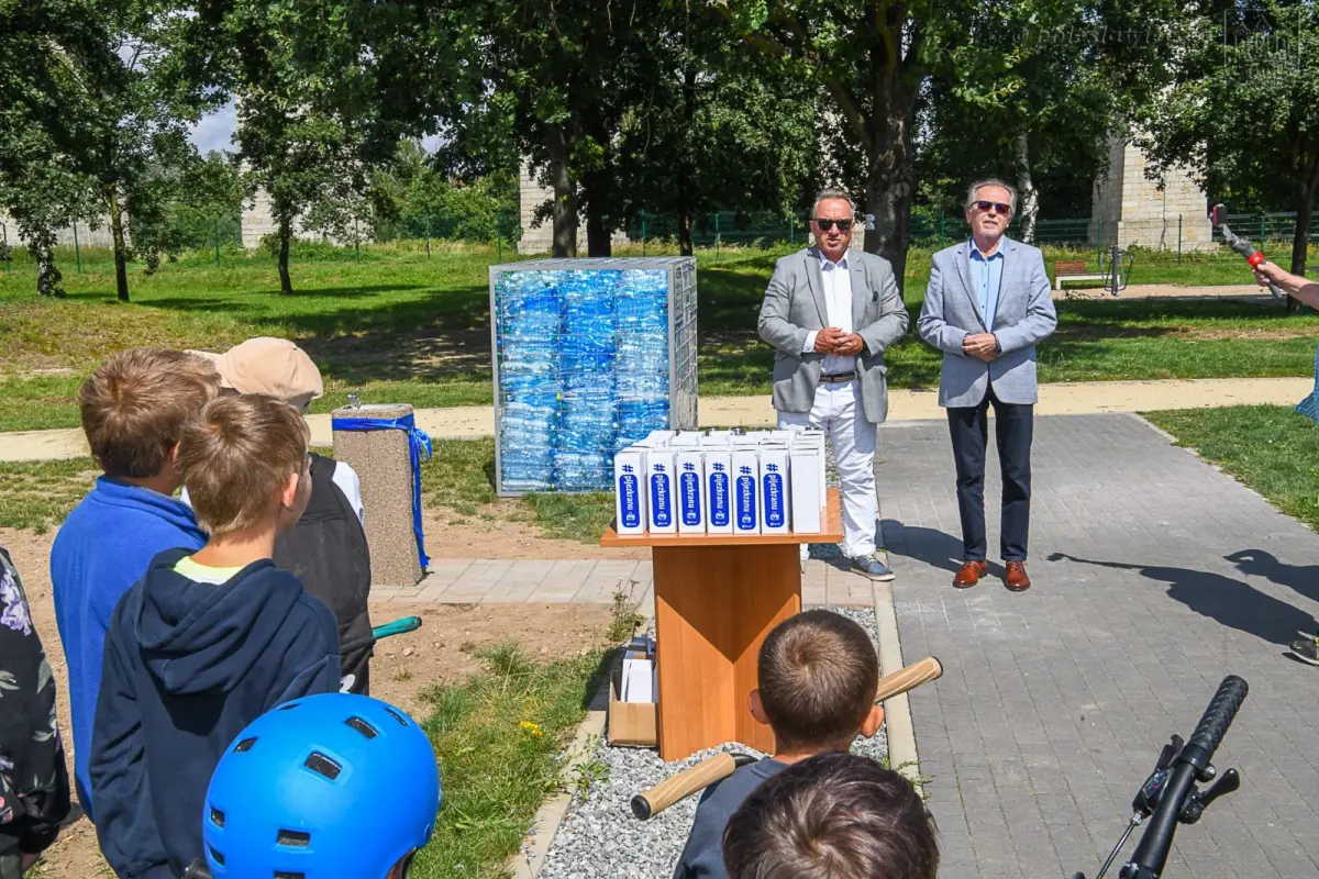 Poidło na Wiadukt Plaza w Bolesławcu