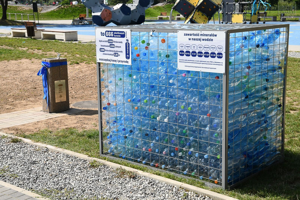 Poidło na Wiadukt Plaza w Bolesławcu