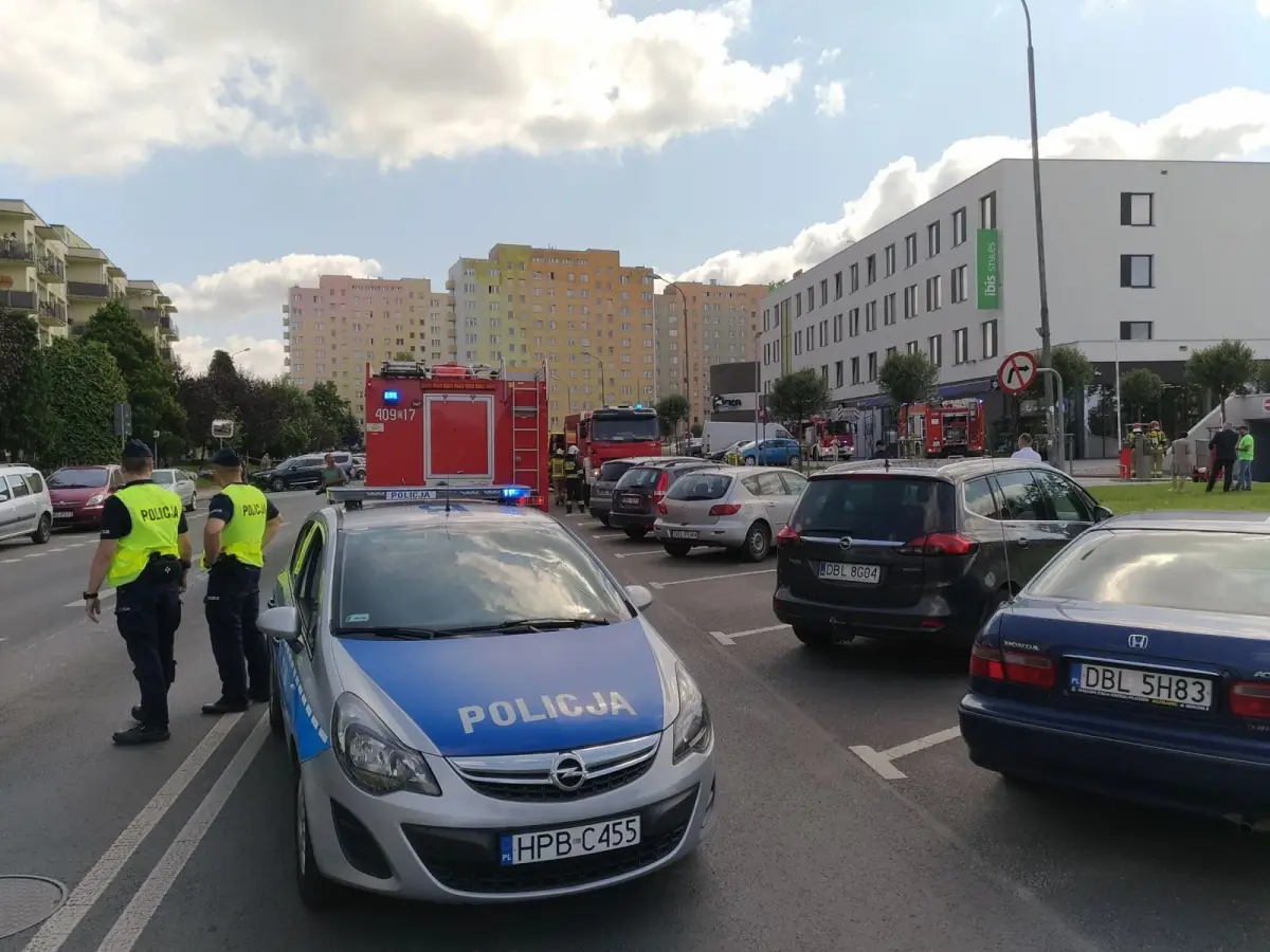 Ćwiczenia strażackie przy hotelu Ibis w Bolesławcu