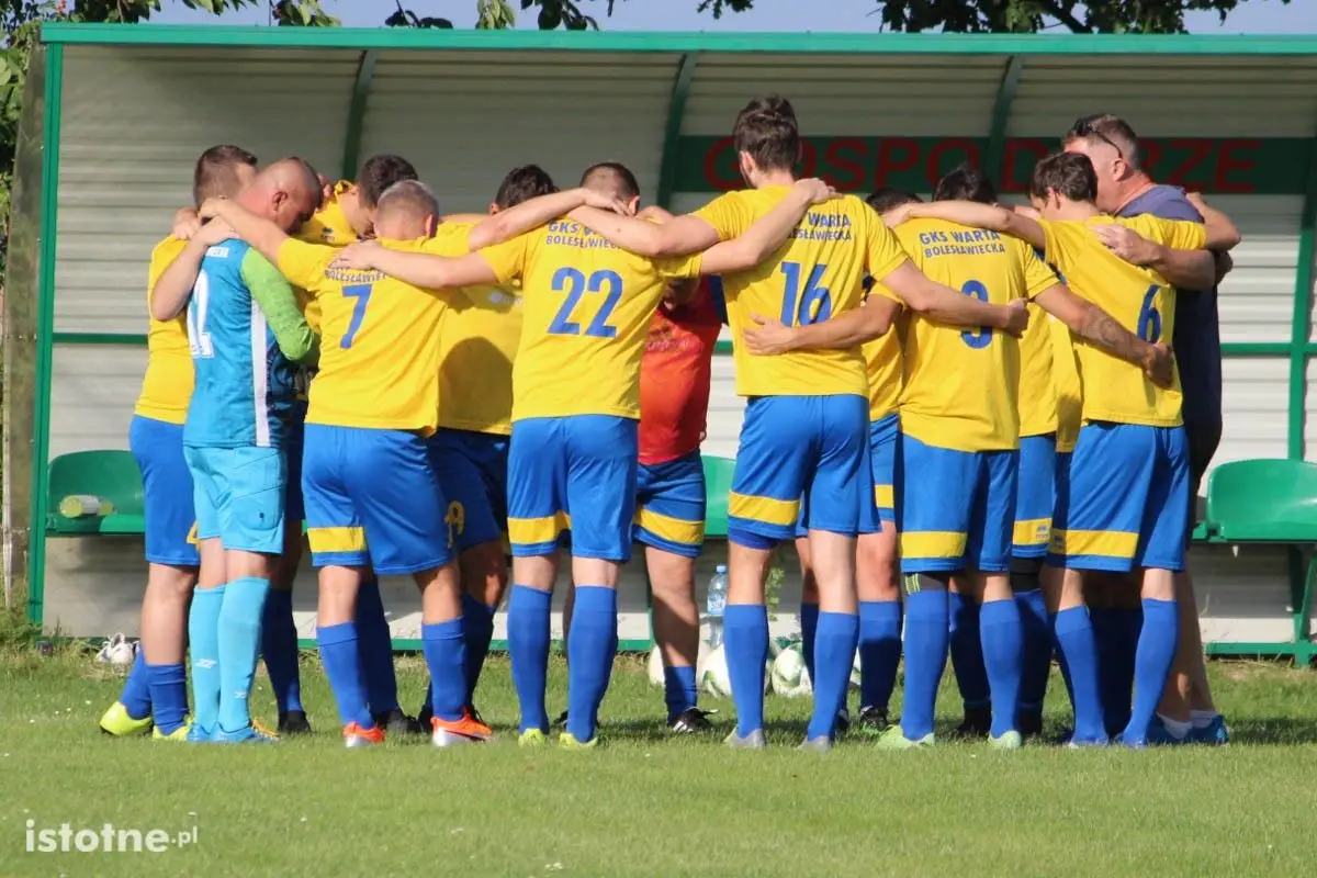 12 goli w meczu pucharowym GKS Warta Bolesławiecka – BKS Bolesławiec