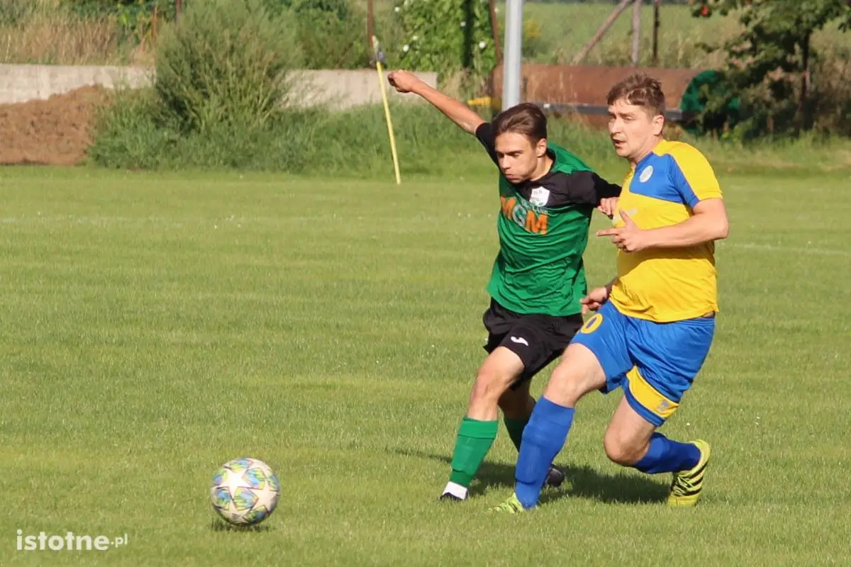 12 goli w meczu pucharowym GKS Warta Bolesławiecka – BKS Bolesławiec