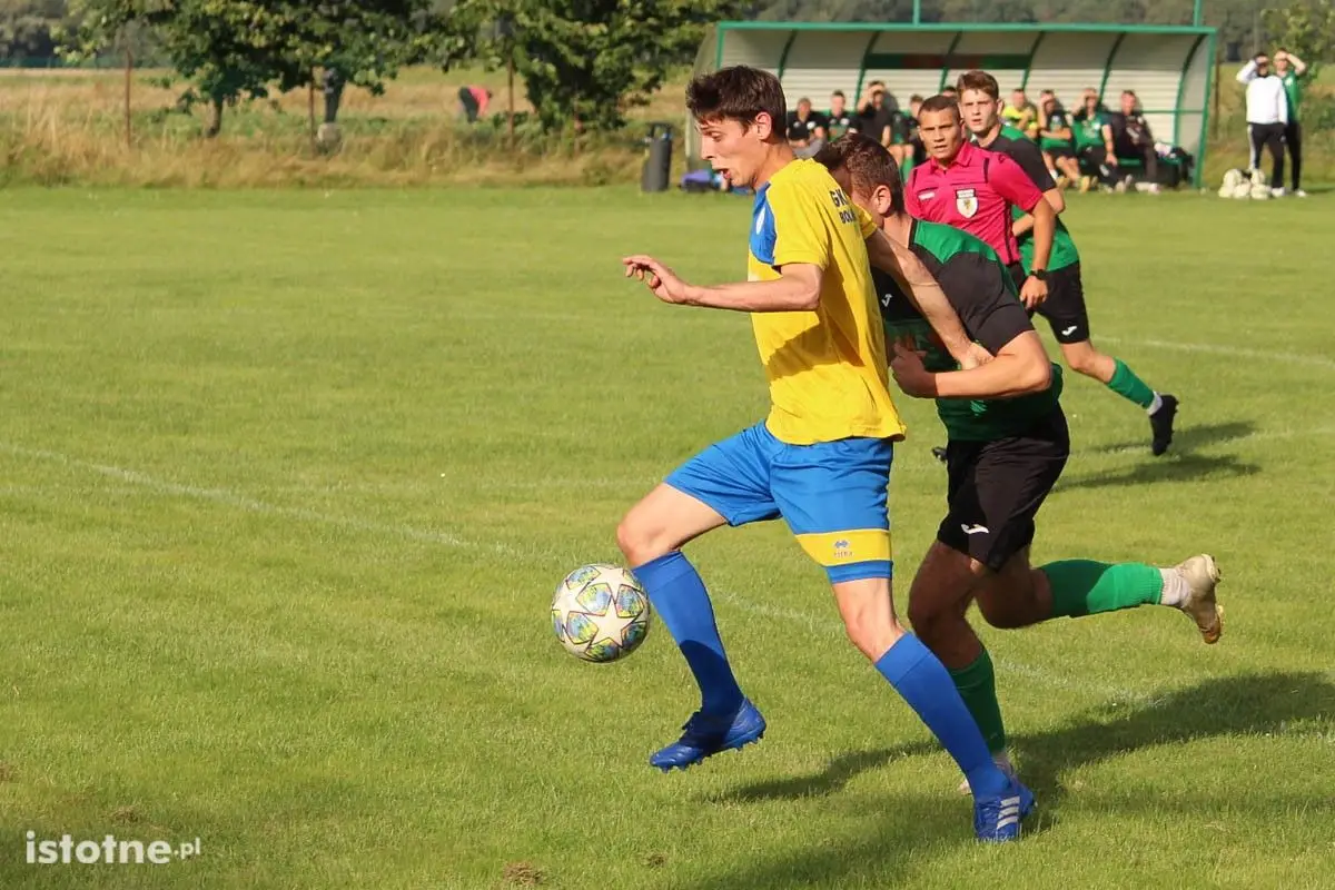 12 goli w meczu pucharowym GKS Warta Bolesławiecka – BKS Bolesławiec