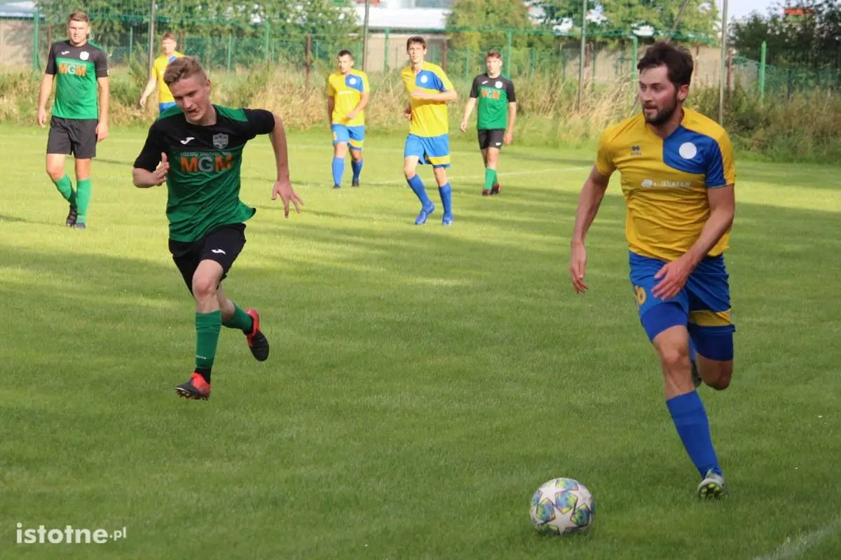 12 goli w meczu pucharowym GKS Warta Bolesławiecka – BKS Bolesławiec