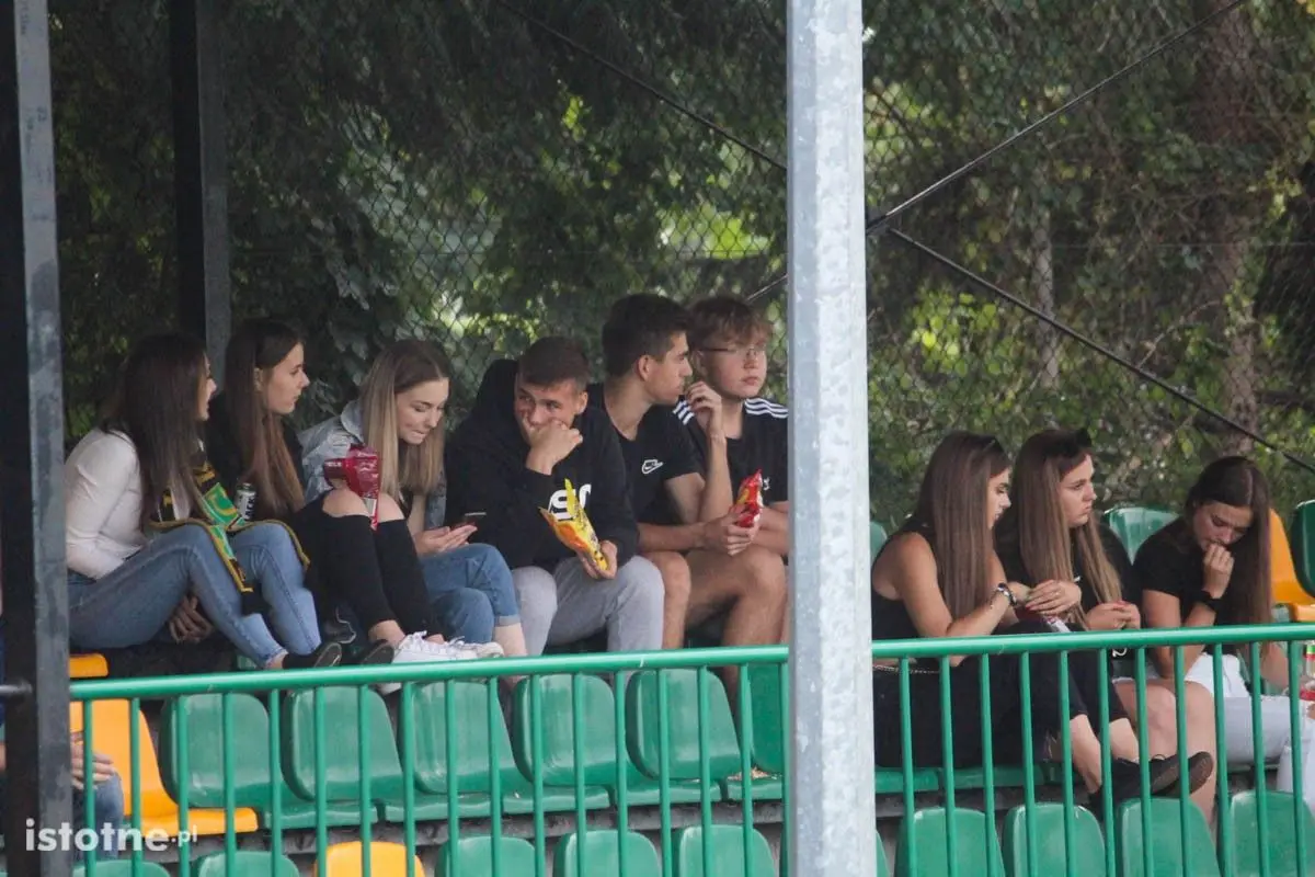 12 goli w meczu pucharowym GKS Warta Bolesławiecka – BKS Bolesławiec