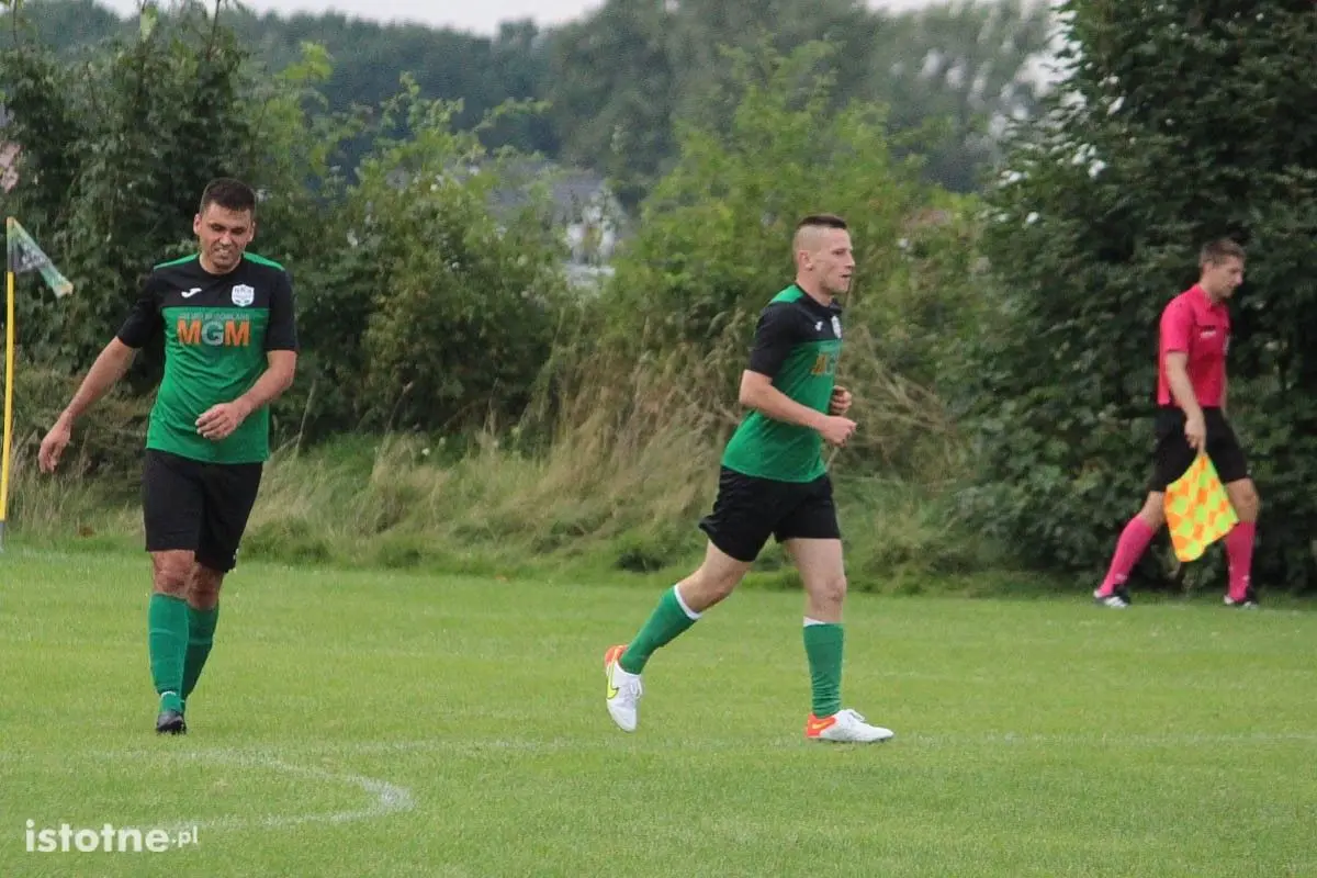 12 goli w meczu pucharowym GKS Warta Bolesławiecka – BKS Bolesławiec