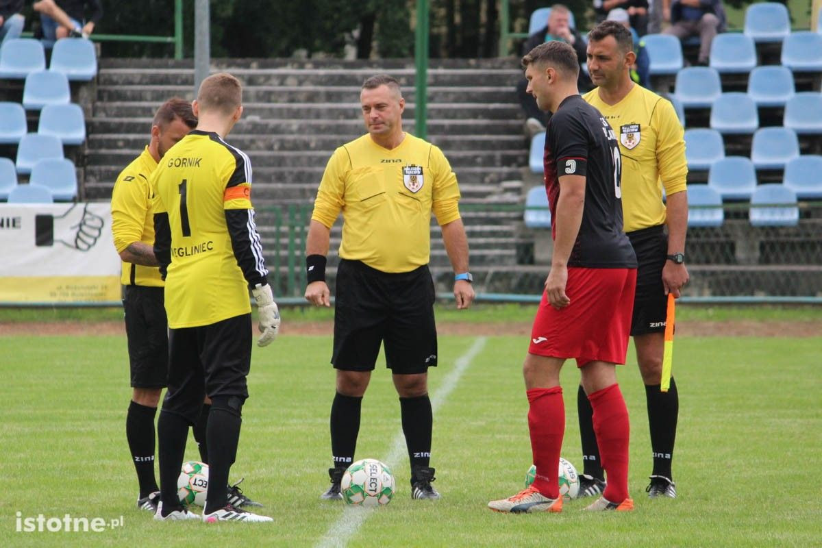 Niespodzianki nie było. BKS wysoko wygrywa z Górnikiem Węgliniec