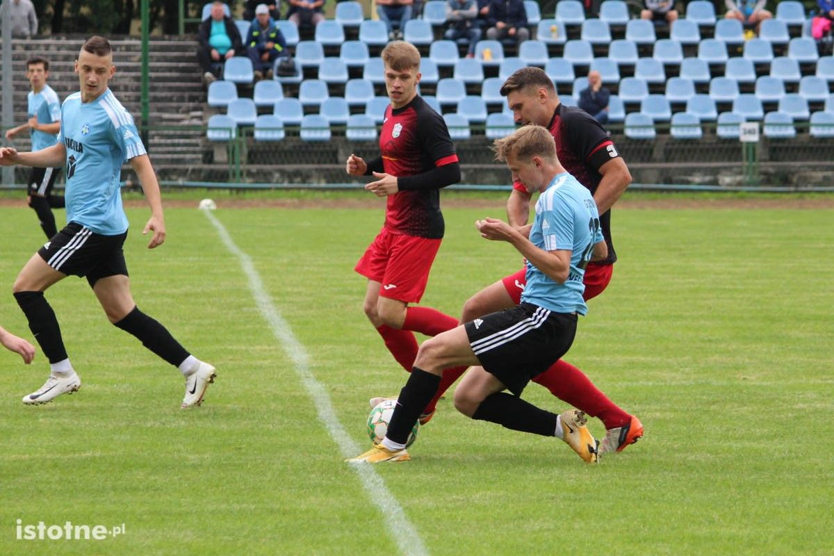 Niespodzianki nie było. BKS wysoko wygrywa z Górnikiem Węgliniec