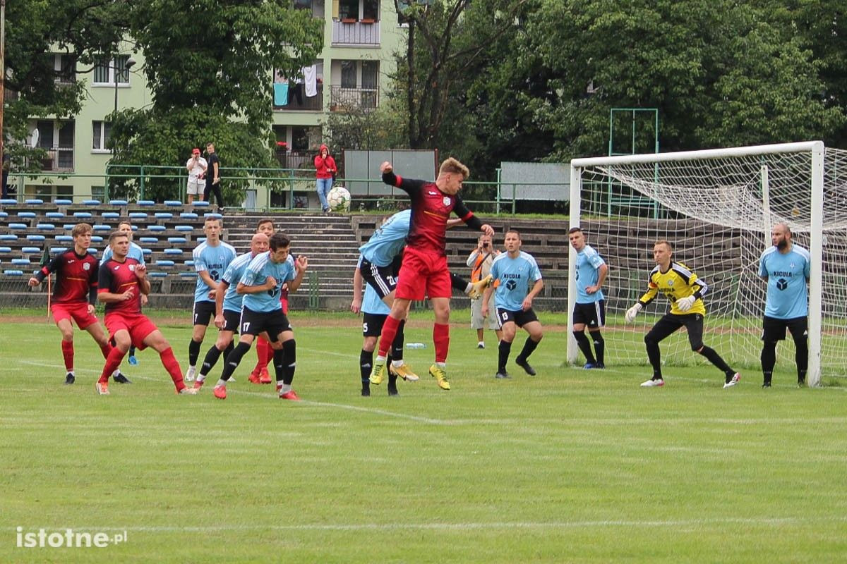Niespodzianki nie było. BKS wysoko wygrywa z Górnikiem Węgliniec