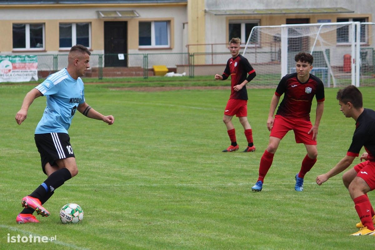 Niespodzianki nie było. BKS wysoko wygrywa z Górnikiem Węgliniec