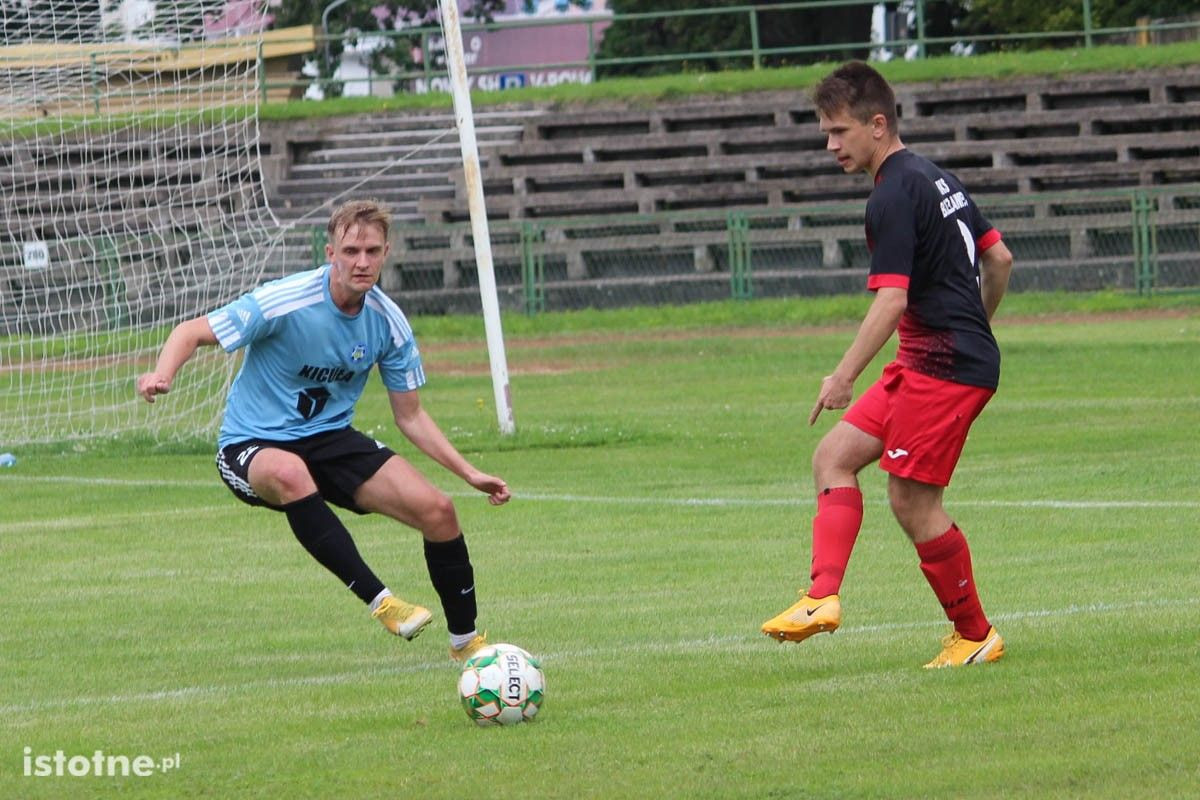 Niespodzianki nie było. BKS wysoko wygrywa z Górnikiem Węgliniec