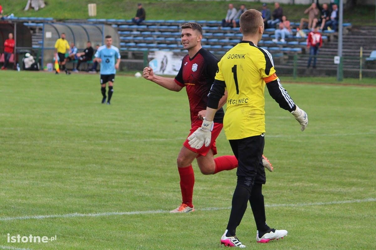 Niespodzianki nie było. BKS wysoko wygrywa z Górnikiem Węgliniec