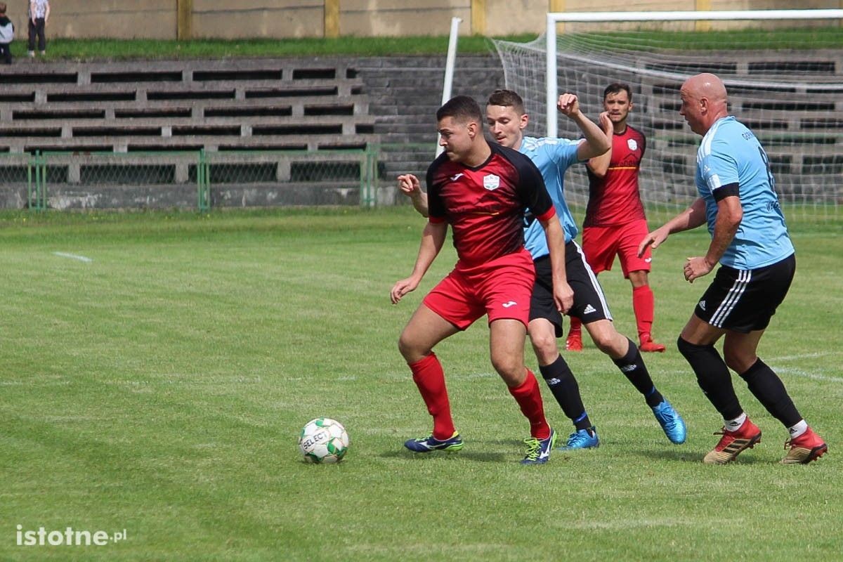 Niespodzianki nie było. BKS wysoko wygrywa z Górnikiem Węgliniec