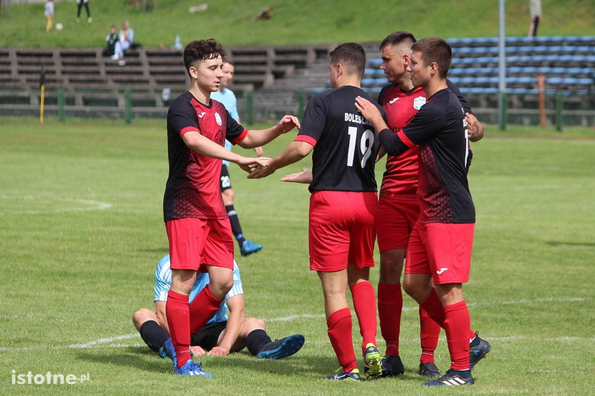 Niespodzianki nie było. BKS wysoko wygrywa z Górnikiem Węgliniec