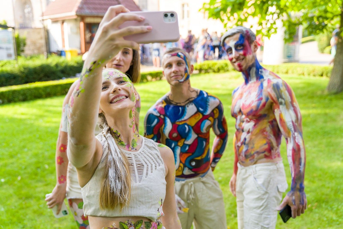 Glina Show 2021: Malowanie ciała