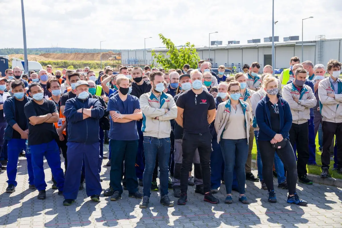 Pracownicy Toyota Boshoku Poland w Wykrotach świętowali wdrożenie nowego projektu