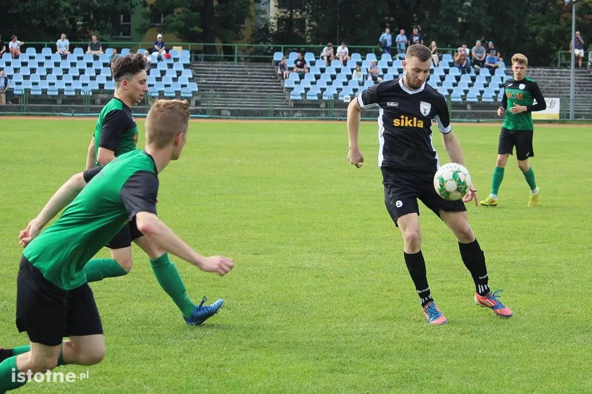 BKS wygrywa przy Spółdzielczej z Victorią Jelenia Góra