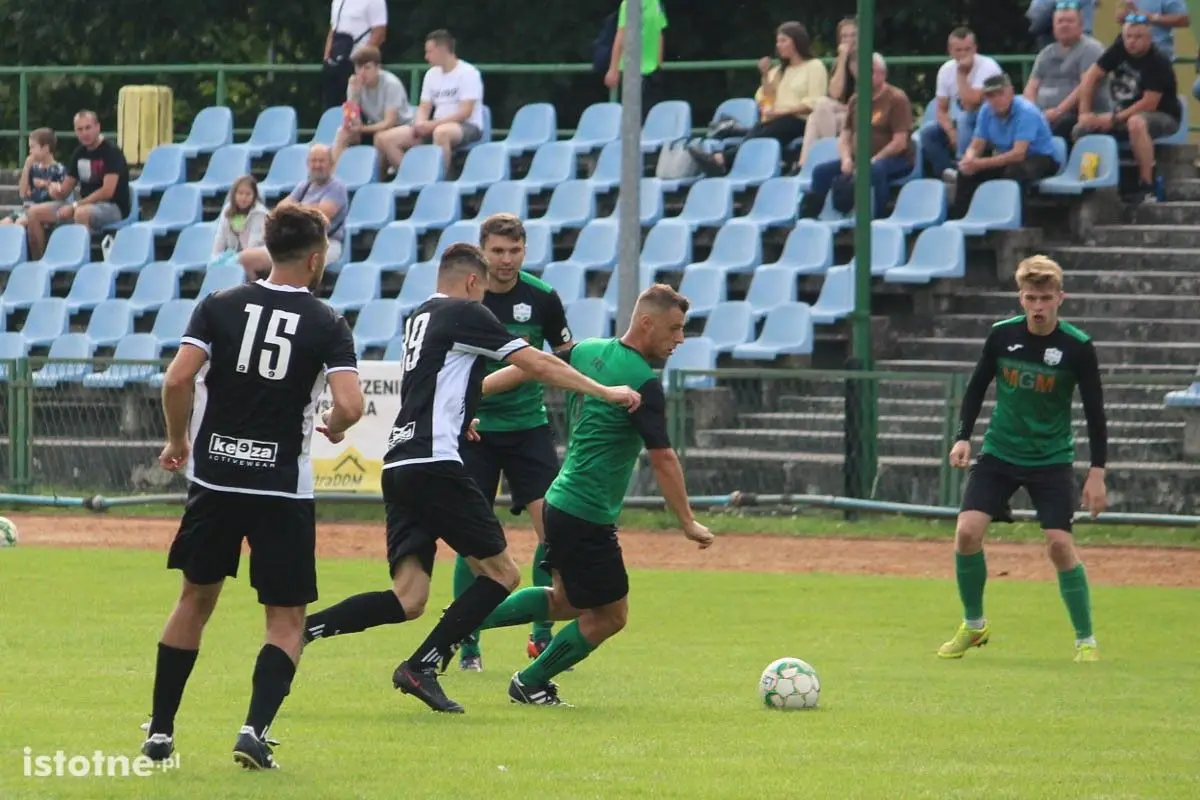 BKS wygrywa przy Spółdzielczej z Victorią Jelenia Góra