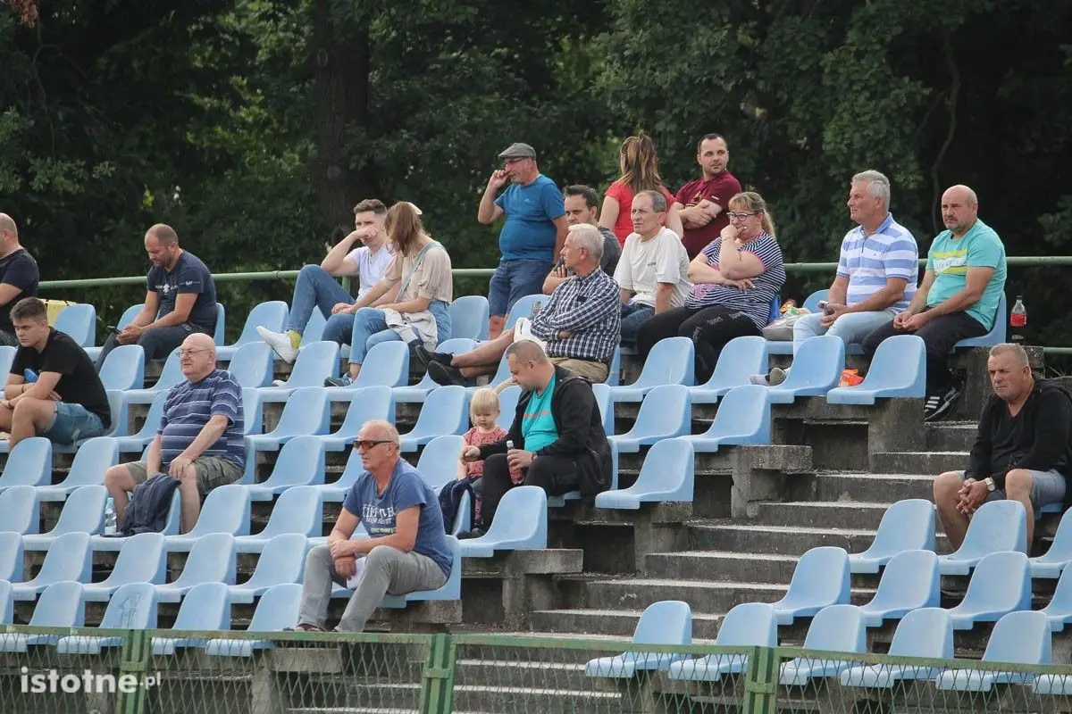 BKS wygrywa przy Spółdzielczej z Victorią Jelenia Góra