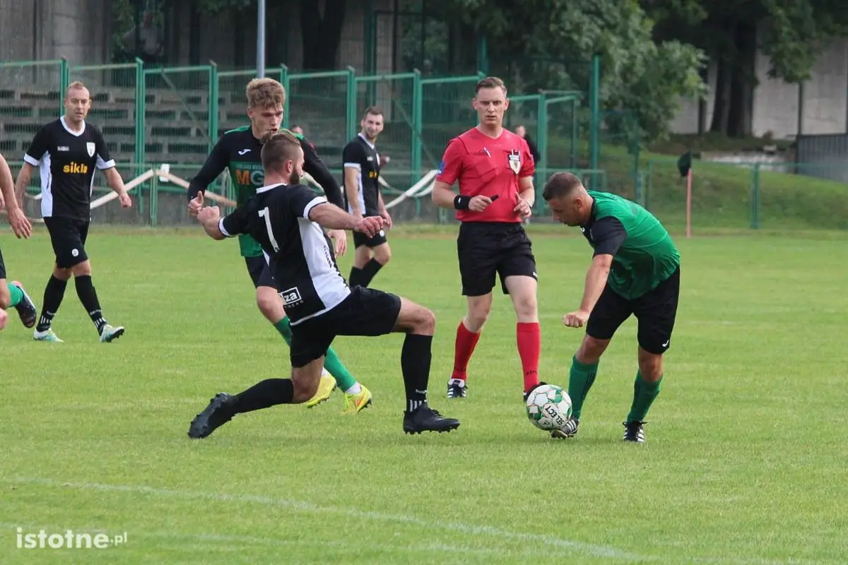 BKS wygrywa przy Spółdzielczej z Victorią Jelenia Góra