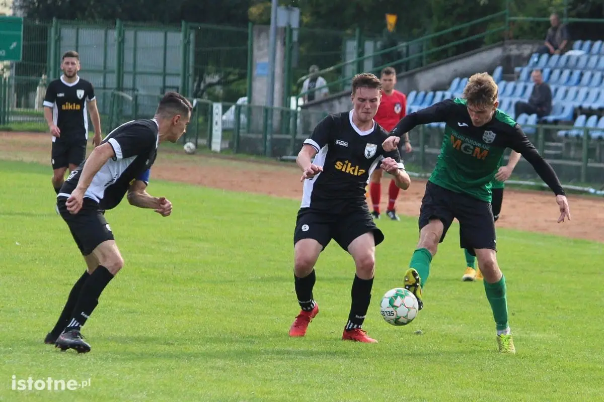 BKS wygrywa przy Spółdzielczej z Victorią Jelenia Góra