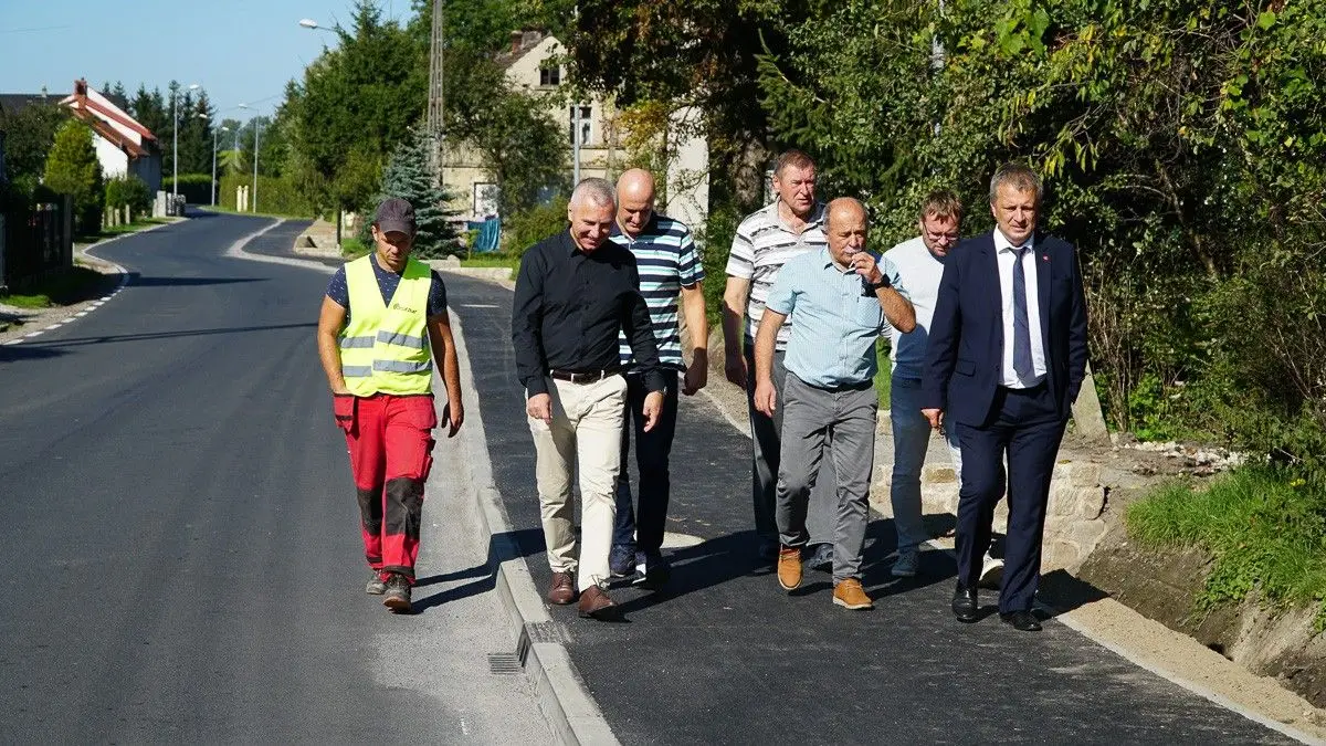 Droga powiatowa w Różyńcu przebudowana