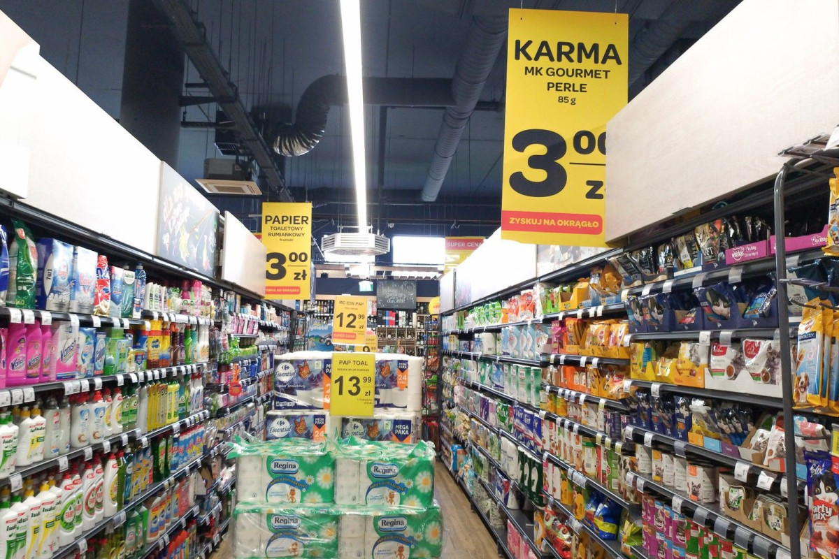 Sklep Carrefour ul. Śluzowa w Bolesławcu