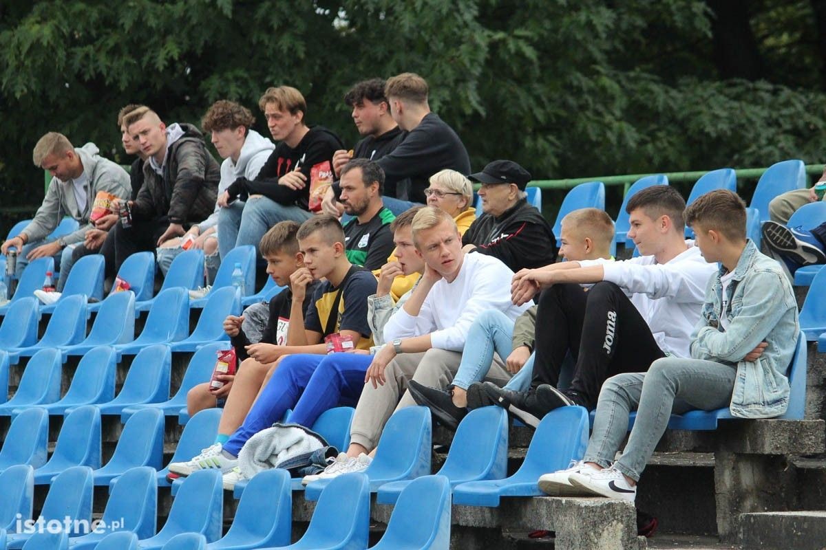 BKS nie zwalnia tempa. Hutnik Pieńsk pokonany