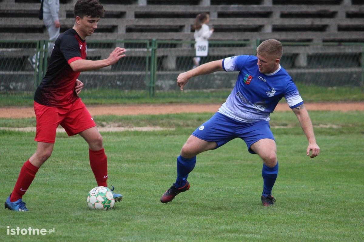 BKS nie zwalnia tempa. Hutnik Pieńsk pokonany