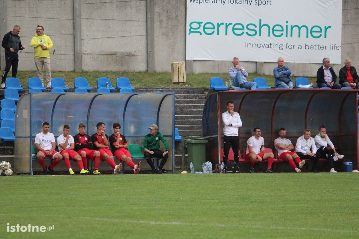 BKS nie zwalnia tempa. Hutnik Pieńsk pokonany