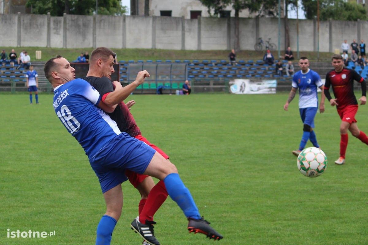 BKS nie zwalnia tempa. Hutnik Pieńsk pokonany