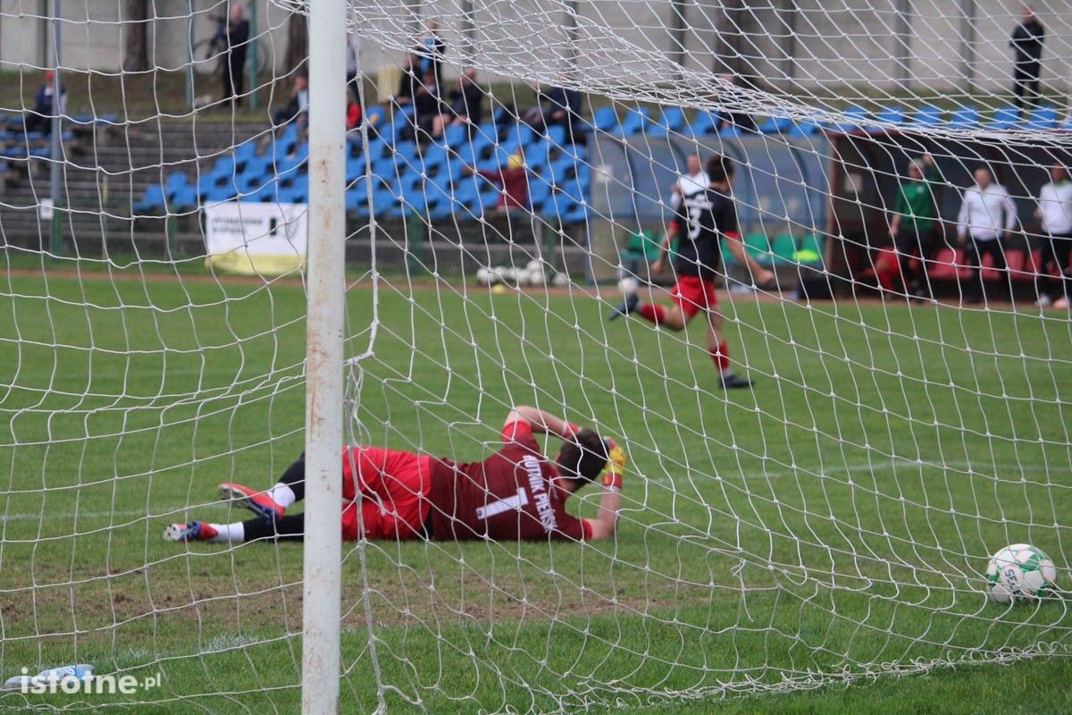 BKS nie zwalnia tempa. Hutnik Pieńsk pokonany