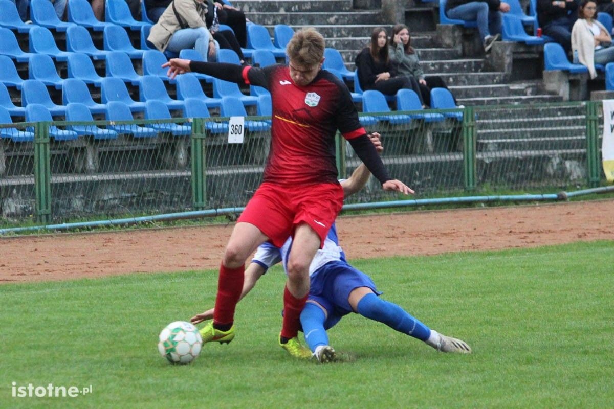 BKS nie zwalnia tempa. Hutnik Pieńsk pokonany