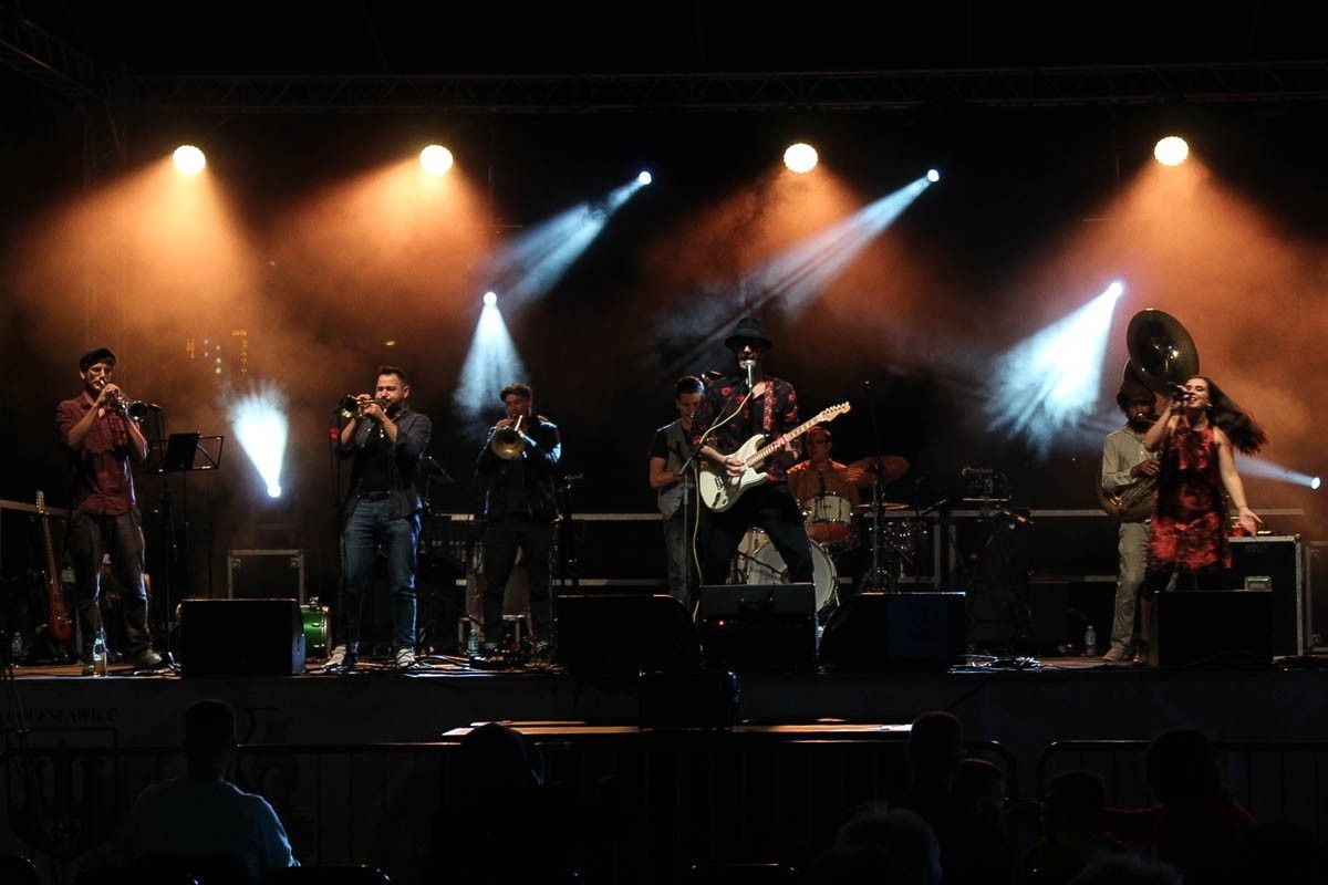 Mr Žarko z zespołem zakończył koncertem niedzielne świętowanie