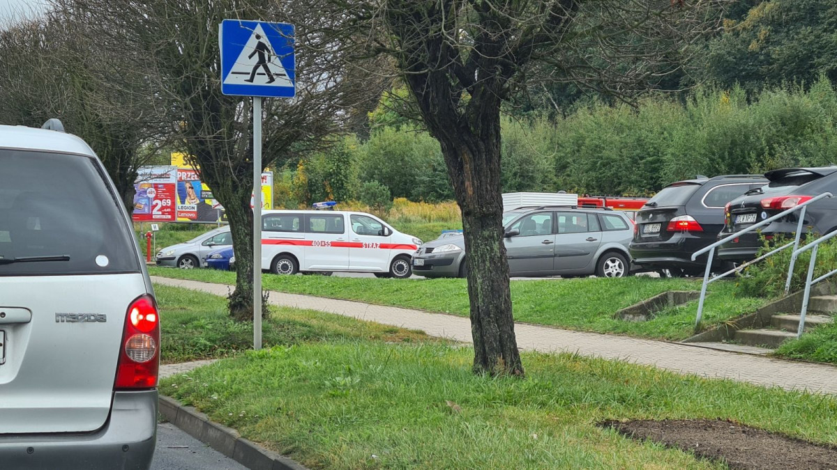 Akcja służb przy al. Tysiąclecia w Bolesławcu