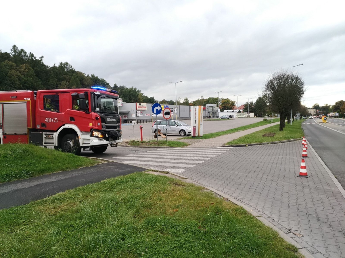 Akcja służb przy al. Tysiąclecia w Bolesławcu