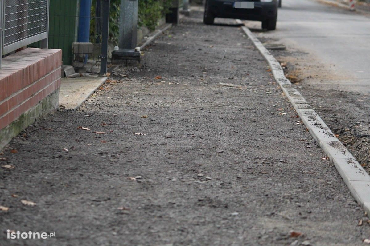 Trwa remont ulicy Łasickiej i ulicy Żeromskiego