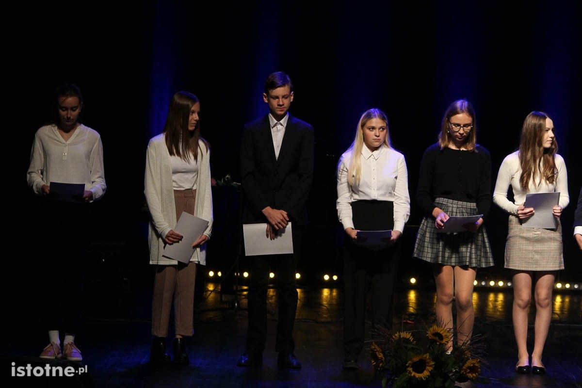 Gala wręczenia nagród najzdolniejszym uczniom i najlepszym nauczycielom