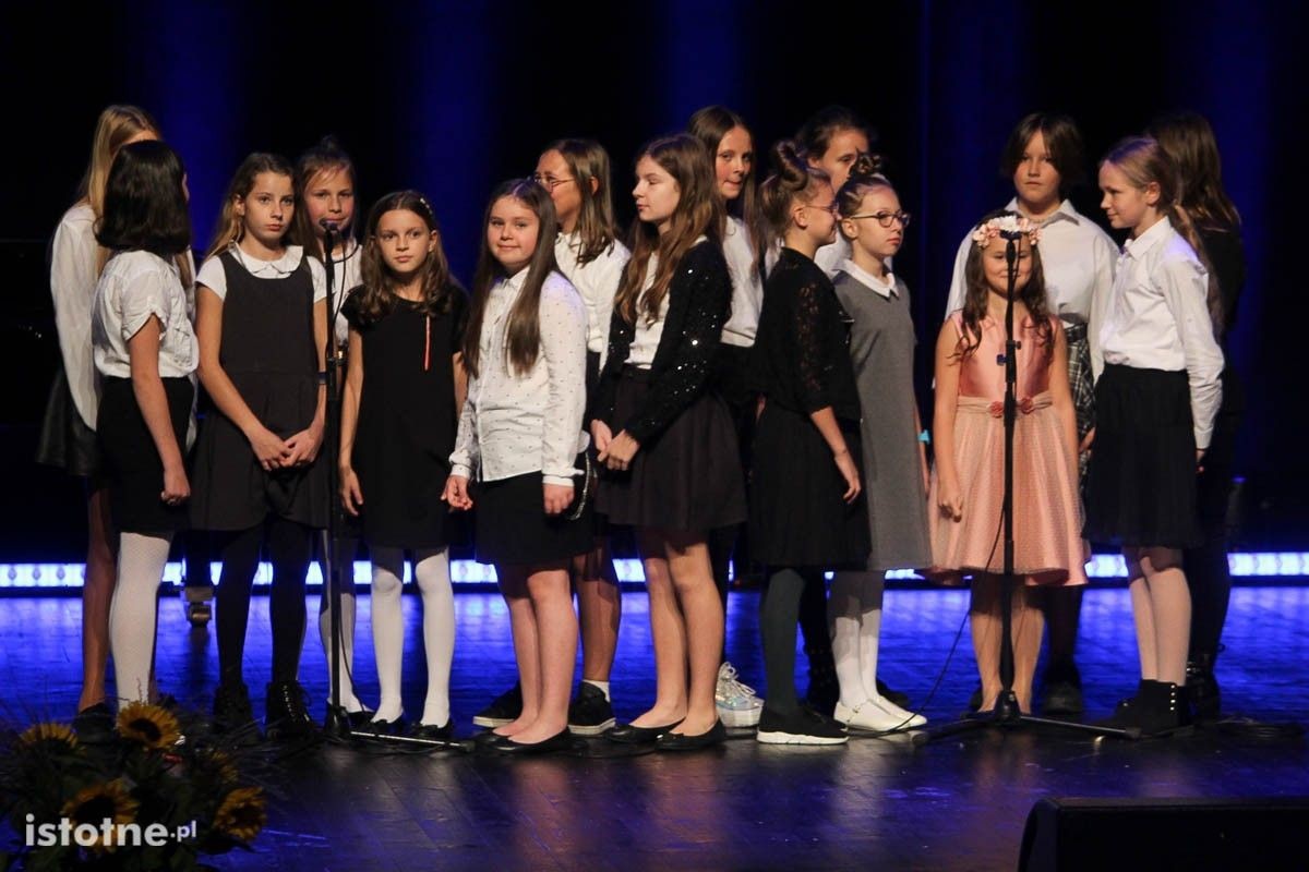 Gala wręczenia nagród najzdolniejszym uczniom i najlepszym nauczycielom