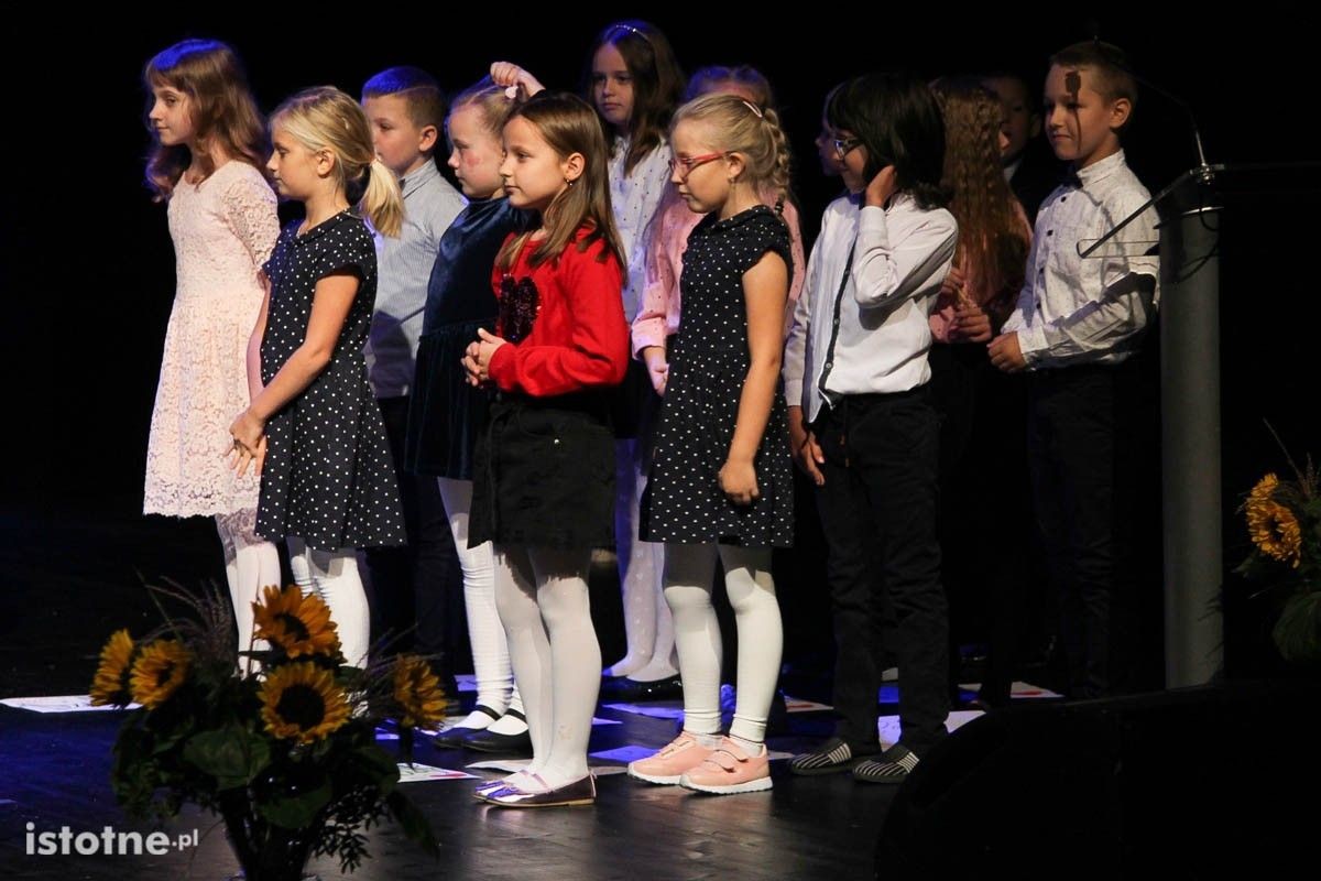 Gala wręczenia nagród najzdolniejszym uczniom i najlepszym nauczycielom