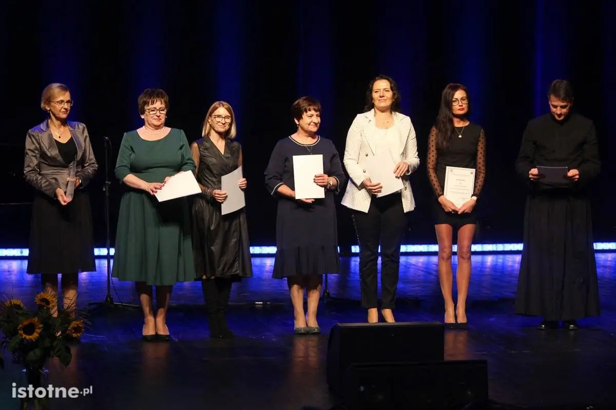 Gala wręczenia nagród najzdolniejszym uczniom i najlepszym nauczycielom