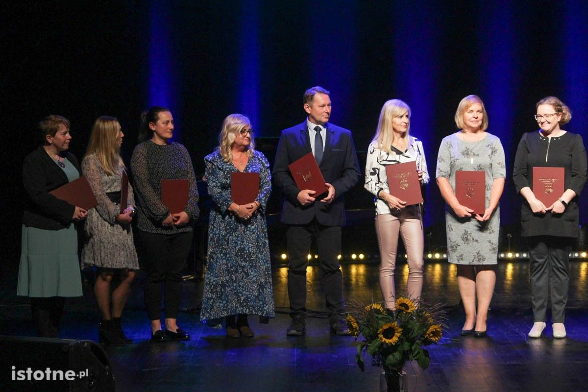 Gala wręczenia nagród najzdolniejszym uczniom i najlepszym nauczycielom