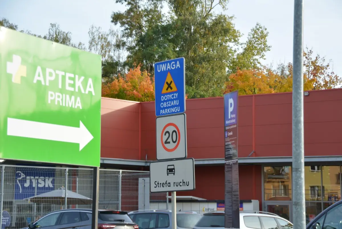 Płatne parkingi przy bolesławieckich galeriach