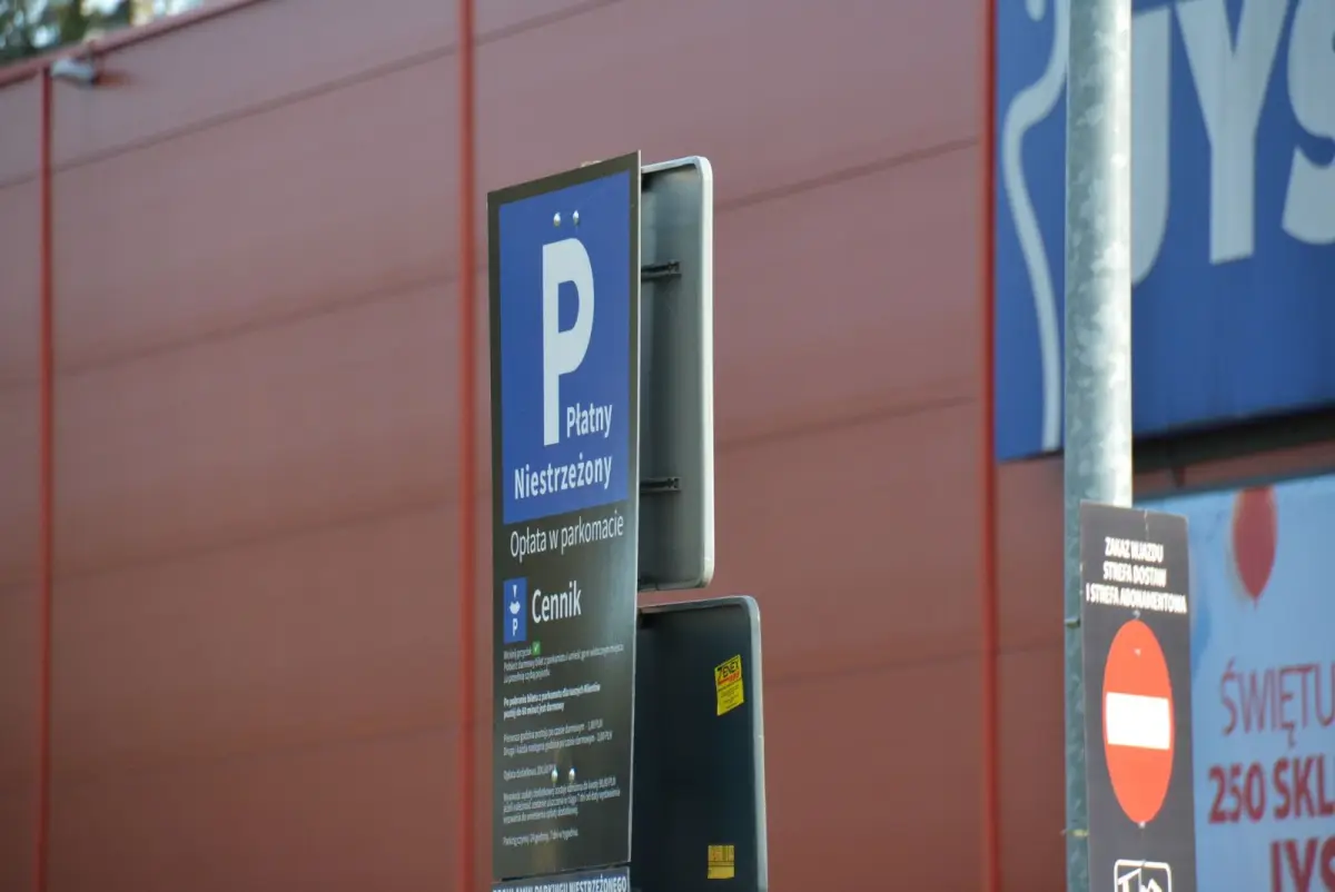 Płatne parkingi przy bolesławieckich galeriach