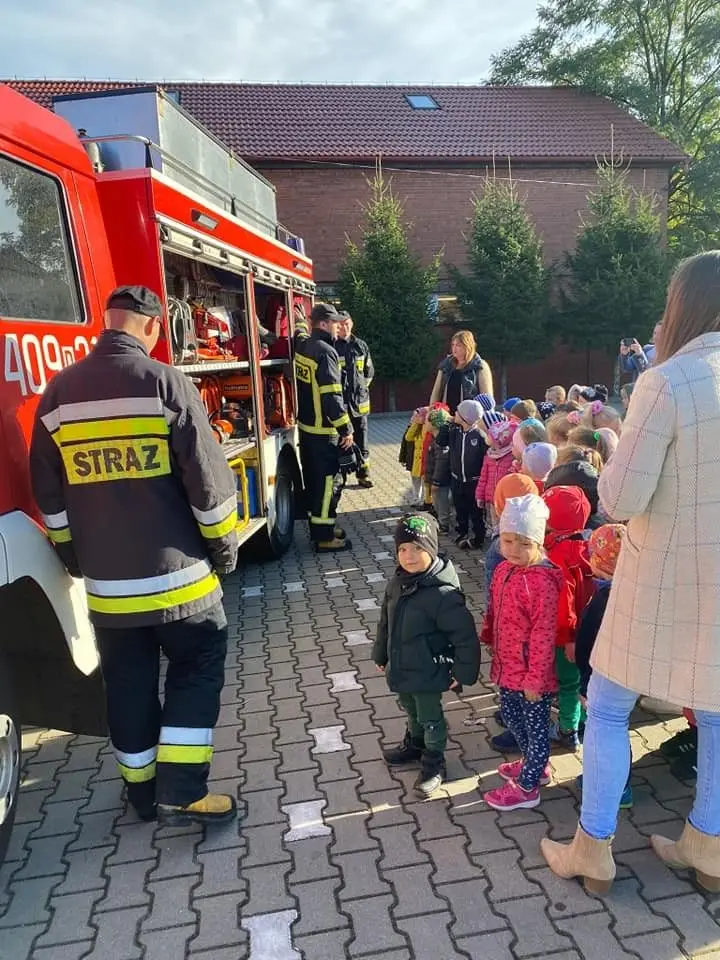 Działania strażaków z Nowogrodźca