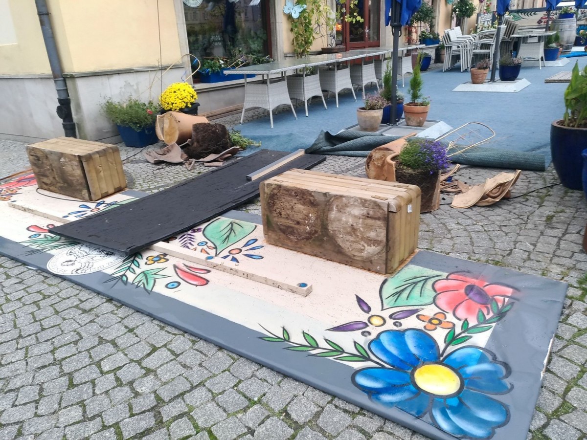 Skutki wichury na bolesławieckim Rynku