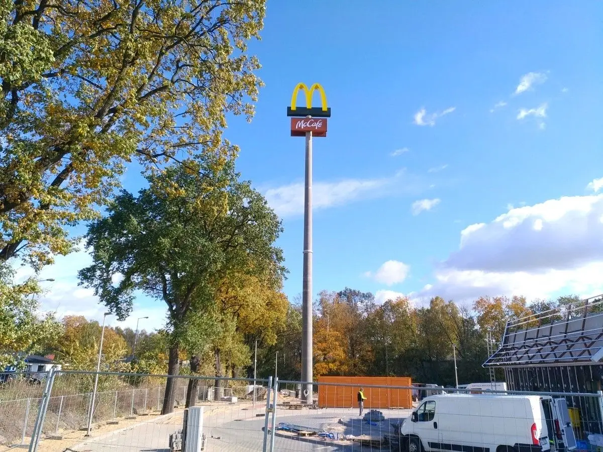 Budowa restauracji McDonald's w Bolesławcu