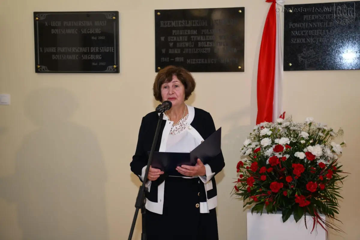 Edukacja była nadzieją. Upamiętnili pierwszych powojennych nauczycieli w Bolesławcu